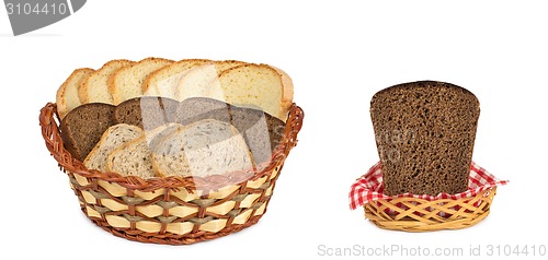 Image of bread in baskets