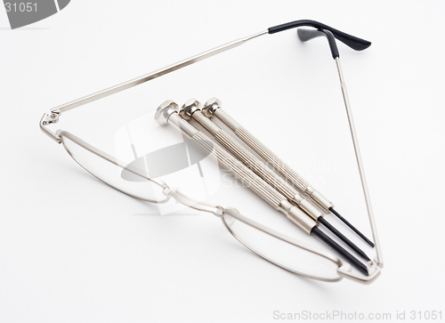 Image of eyeglass tools