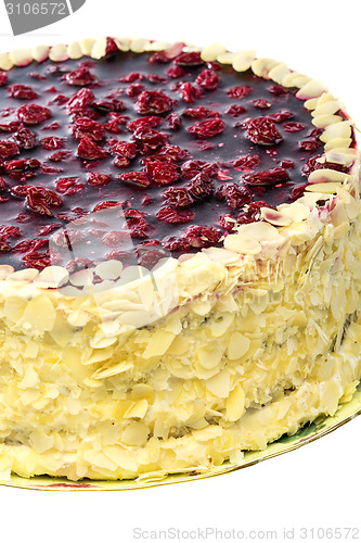 Image of Vanilla cake with cherry jelly.