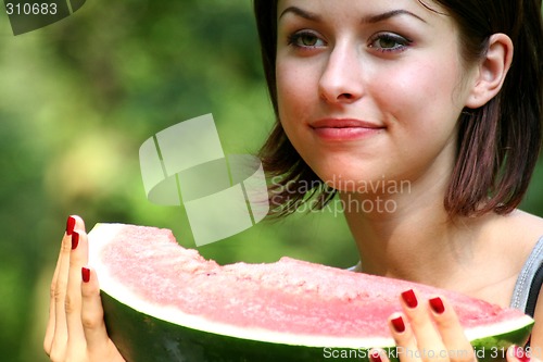 Image of Frau im Sommer