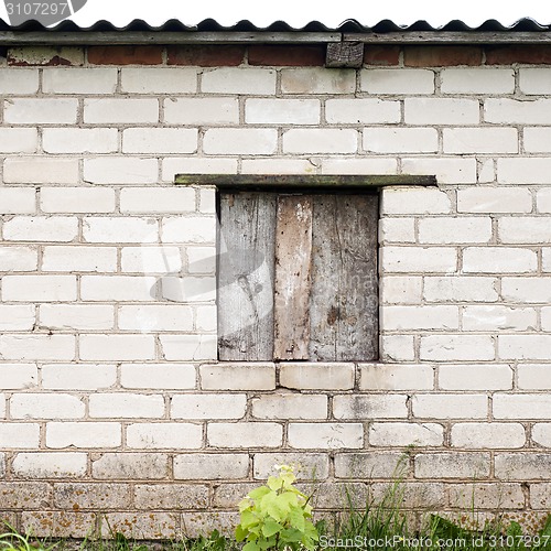 Image of wall with place for a window