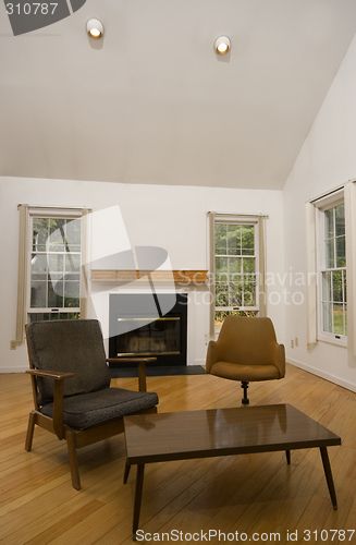 Image of great room in condo empty