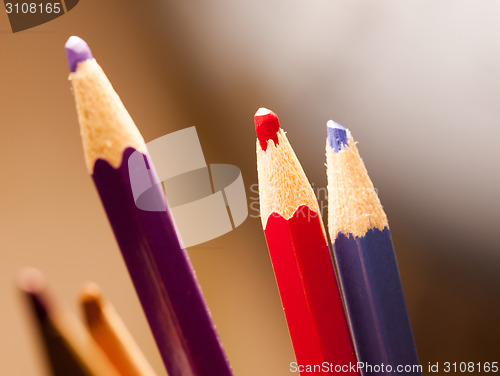 Image of colored pencils