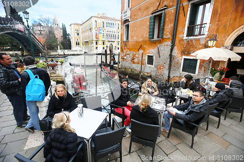 Image of People at Ponte dell Academia in Venice