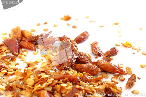 Image of dry chilli and seeds