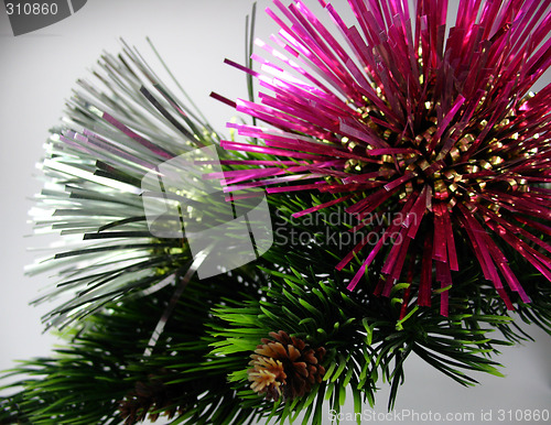 Image of Christmas-tree decorations 8