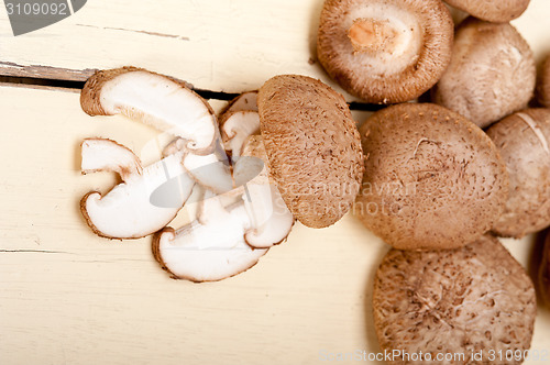 Image of shiitake mushrooms