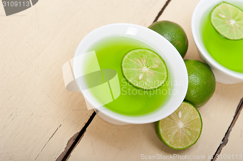 Image of green lime lemonade 