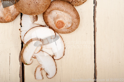 Image of shiitake mushrooms