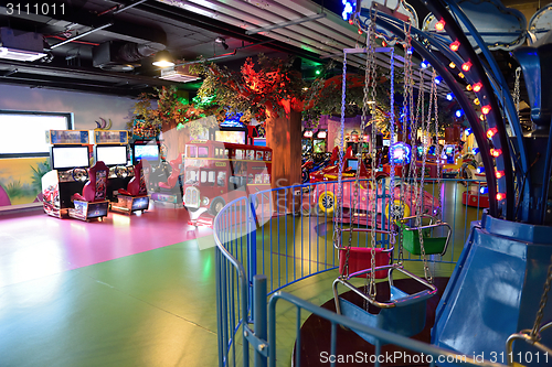 Image of shopping mal playground