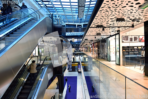 Image of shopping mall