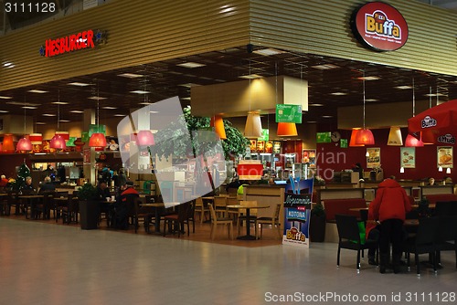 Image of Restaurant in the mall.