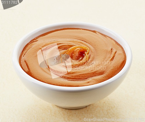 Image of bowl of caramel