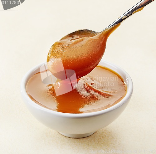 Image of bowl of caramel