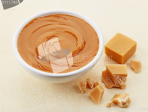 Image of bowl of caramel