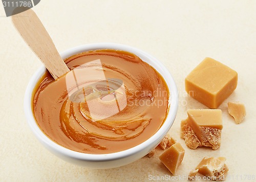 Image of bowl of caramel