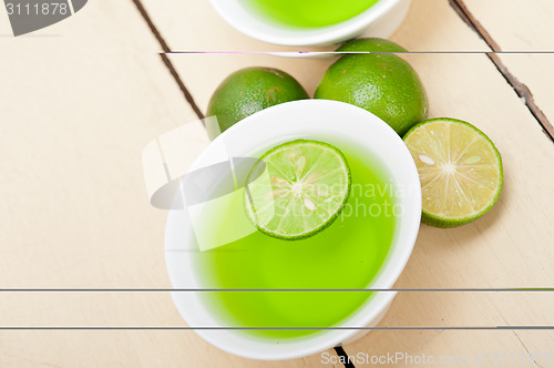 Image of green lime lemonade 