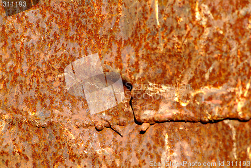 Image of rusty wall