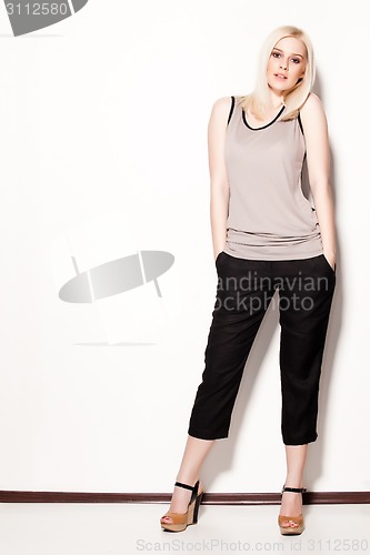 Image of attractive young woman posing