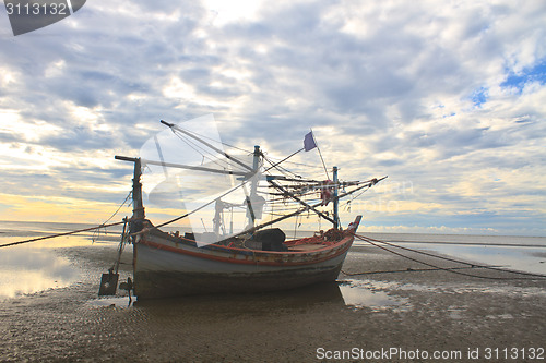 Image of Fishing boat on the beach