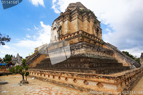 Image of chedi luang temple