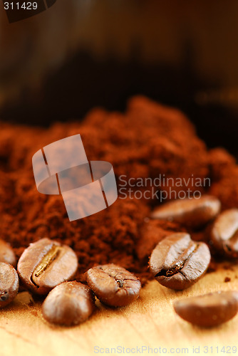 Image of Coffee beans and ground coffee