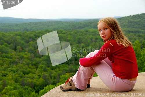 Image of Girl edge cliff