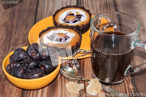 Image of Coffee dates cake and crystal sugar navat