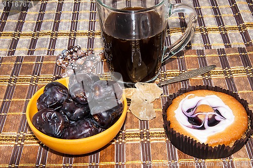Image of Coffee dates cake and crystal sugar navat