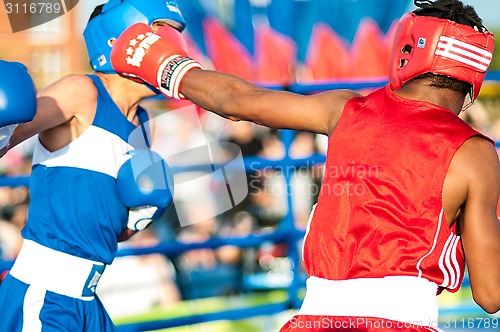 Image of A boxing match Javier Ibanez, Cuba and Malik Bajtleuov, Russia. Defeated Javier Ibanez