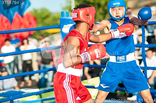 Image of A boxing match Javier Ibanez, Cuba and Malik Bajtleuov, Russia. Defeated Javier Ibanez