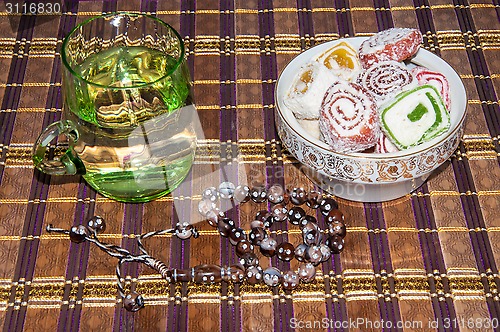 Image of Turkish delight and a glass of refreshing drink