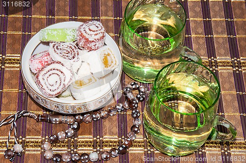 Image of Turkish delight and a glass of refreshing drink