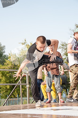 Image of Artist break dance