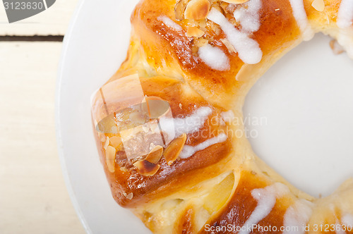 Image of sweet bread donut cake