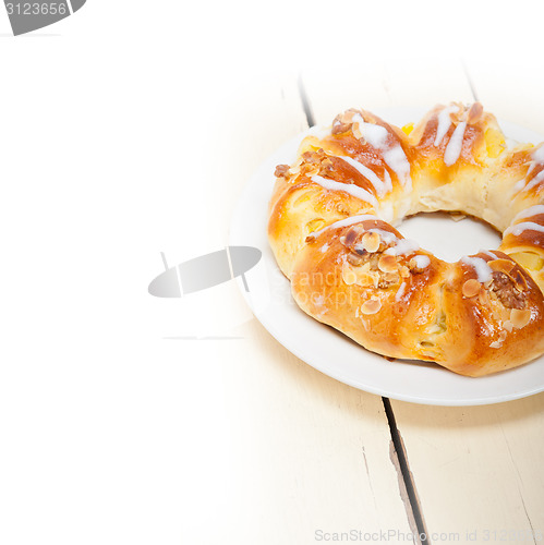 Image of sweet bread donut cake