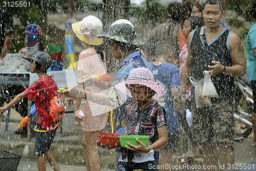 Image of ASIA THAILAND AYUTTHAYA SONGKRAN FESTIVAL