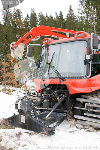 Image of snowcat