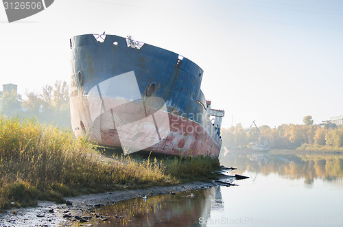 Image of Abandoned barge on the Bay