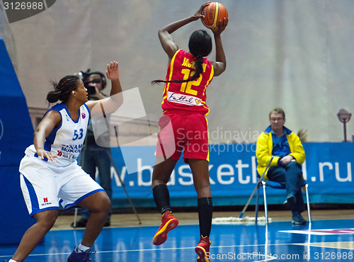 Image of L. Jackson (12) get a point