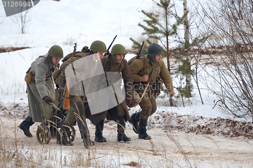 Image of Transport the machine gun Maxim