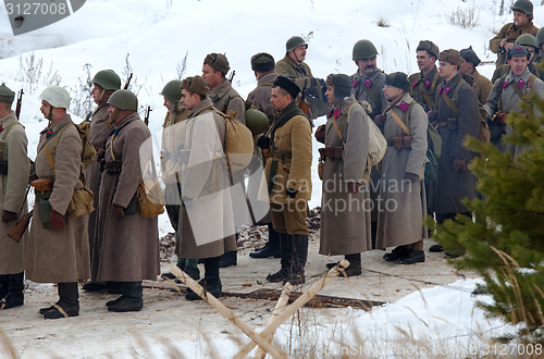 Image of Rows of soldiers