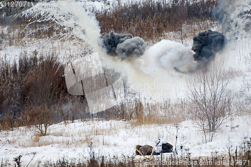 Image of Soldiers under the explosions