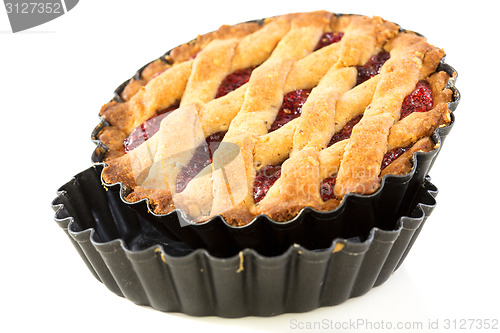 Image of Cake with raspberry jam in the form of a non-stick coating.