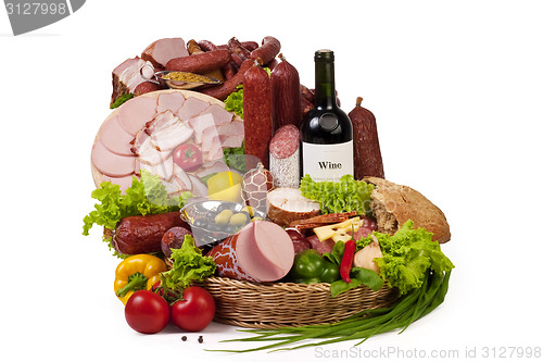 Image of A composition of meat and vegetables with wine