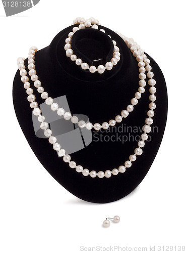 Image of Pearl necklace