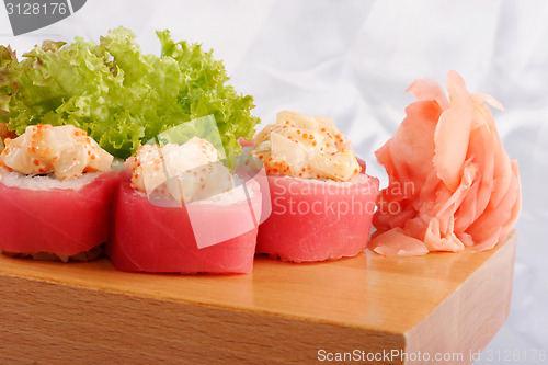 Image of Sushi maguro hotate mayonnaise