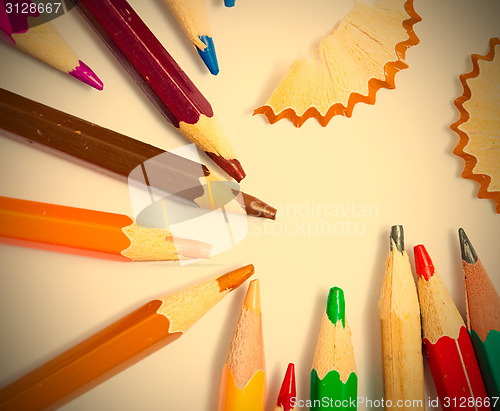 Image of vintage colored pencils with chips