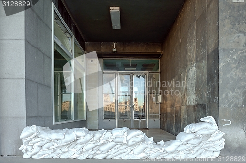 Image of White sandbags 