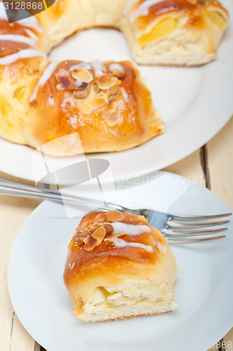 Image of sweet bread donut cake